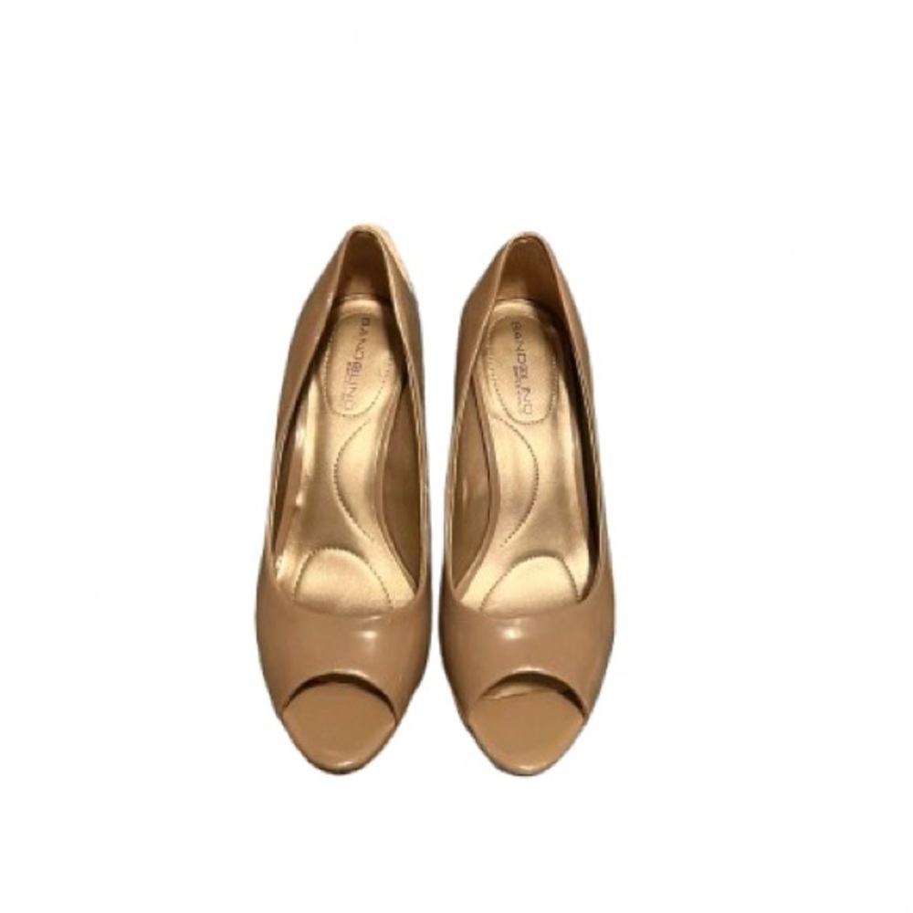 Bandolino B*Flexible Tan Patent leather Peep Toe Pumps